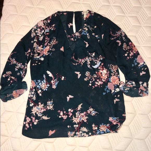 Floral Sheer Blouse - Picture 2 of 5